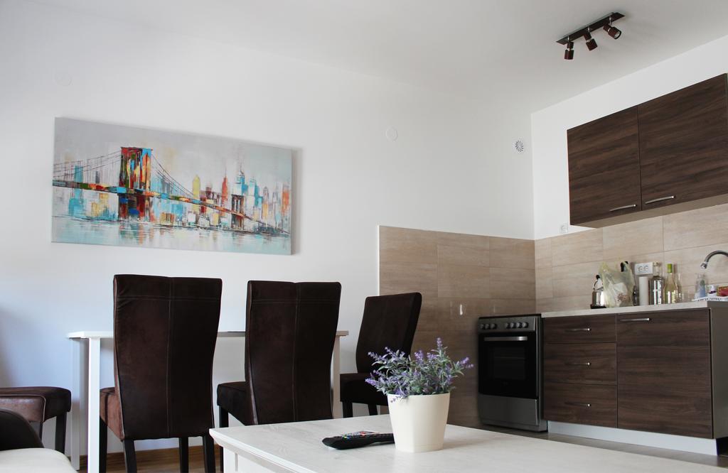 Apartment Leonis Belgrado Exterior foto